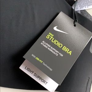 Nike sports bra new with tag